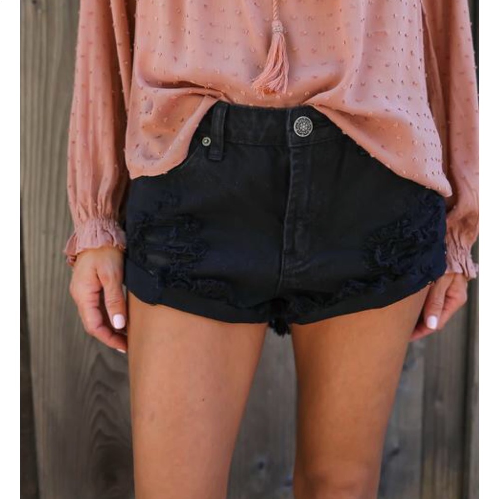 Vici black shorts medium - Picture 1 of 1